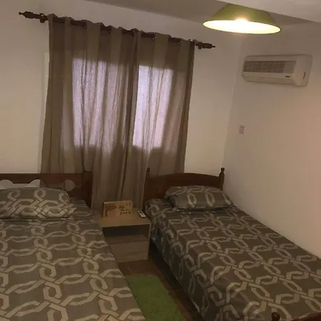 Laona Apartment